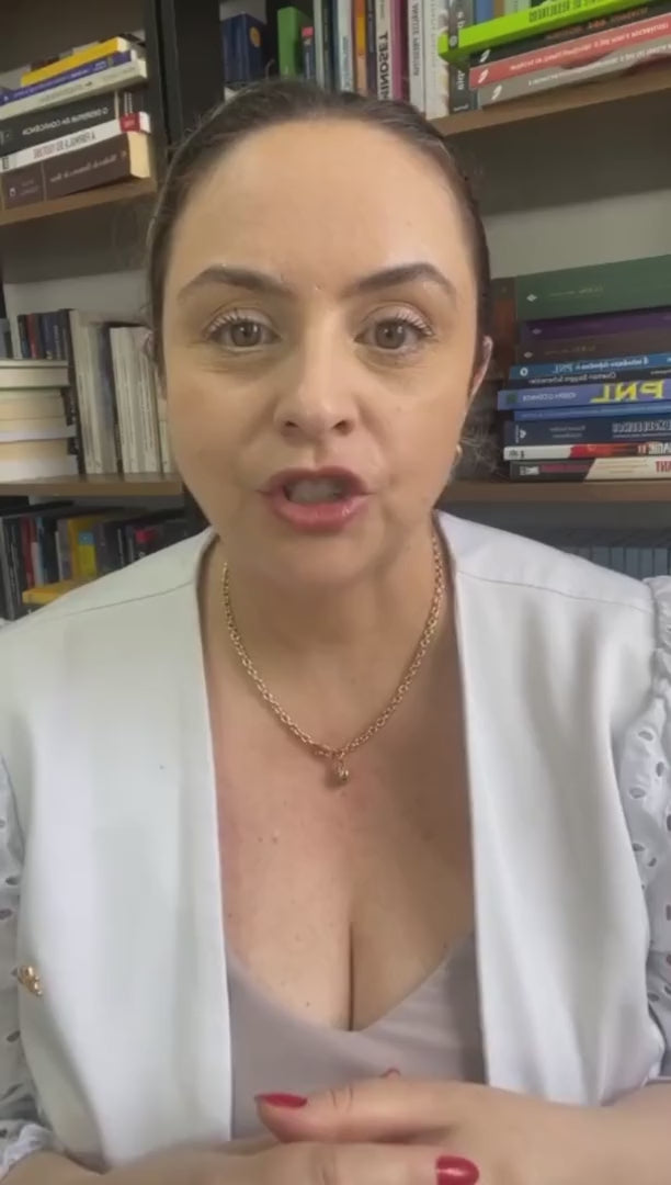 Médica integrativa apresenta o disco como forma de deixar a água alcalina e antioxidante, relatando mais disposição e energia no dia a dia.